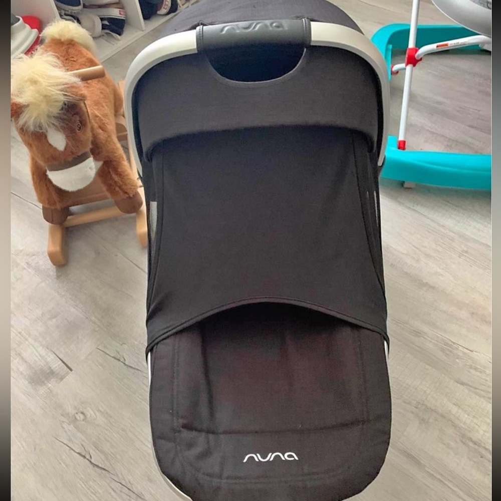 Nuna mixx bassinet